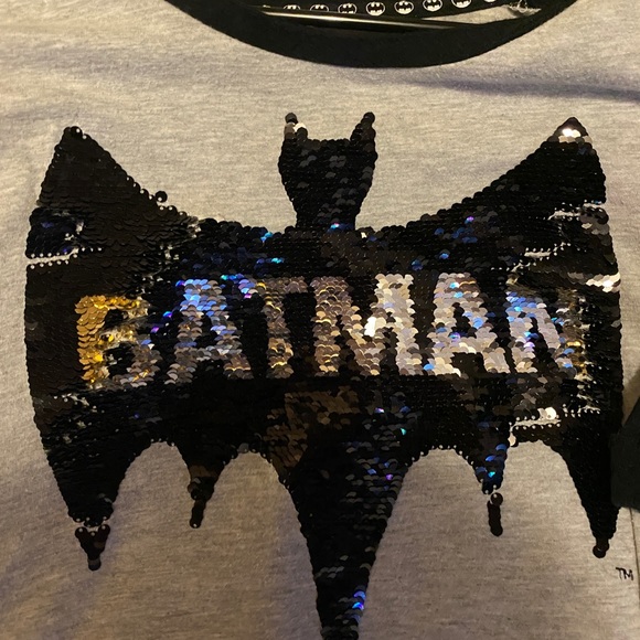 Batman logo front tie tshirt 🌟 - Picture 3 of 3